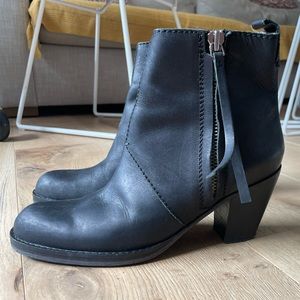 Acne Pistol Black Leather Moto Ankle Boots 39